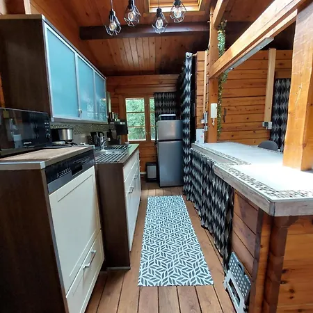Le Loriquet Chalet *